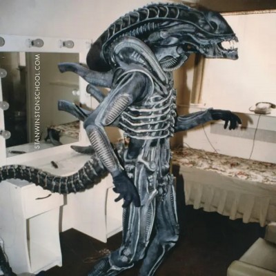 aliens stan winston (1).jpg